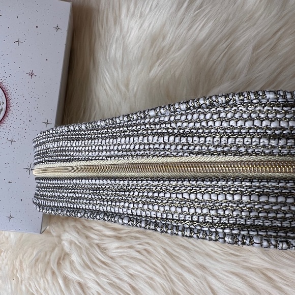 Brand NEW Chanel Holiday Stay Polished Manicure Set 🥳 - Picture 7 of 13